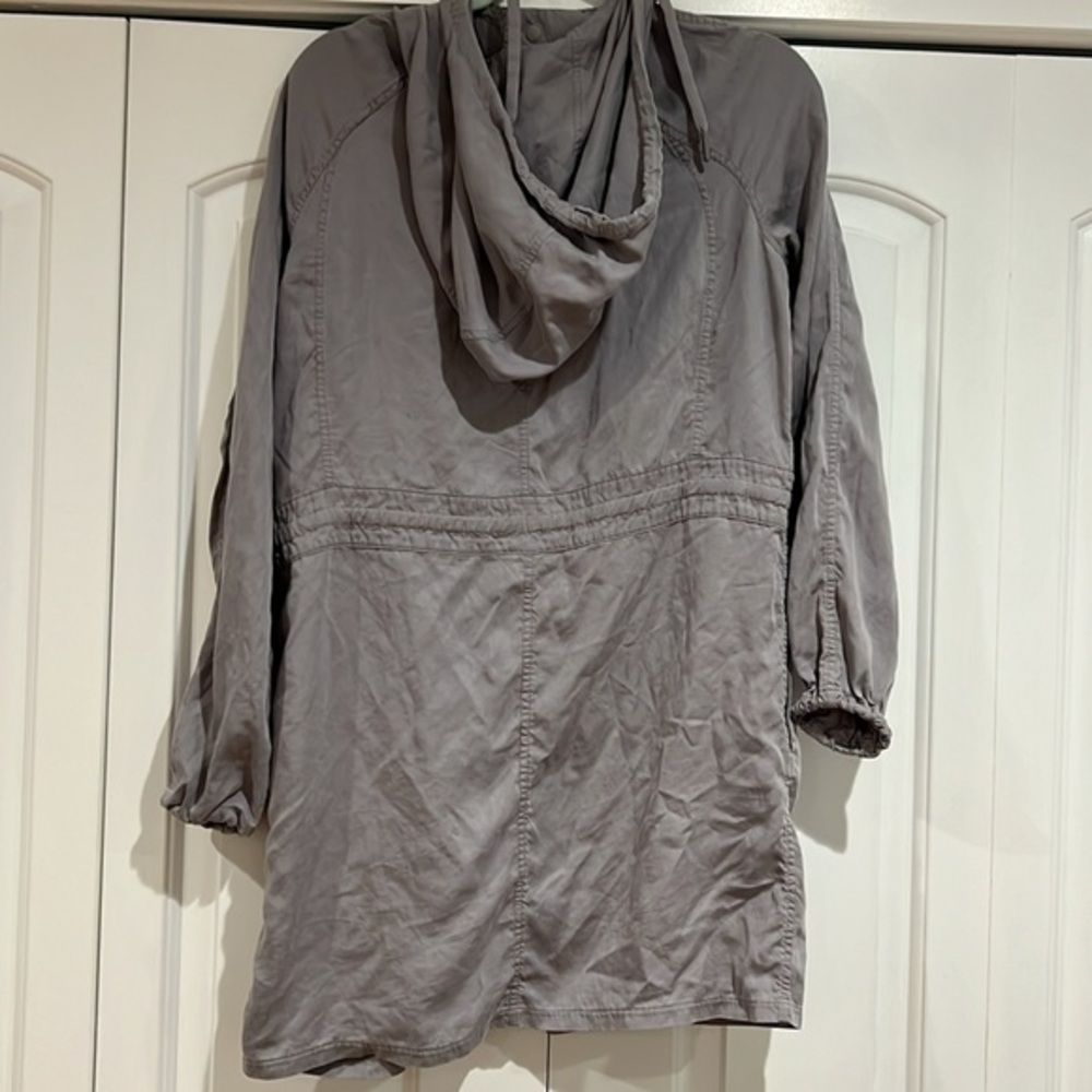 Lululemon Womens City Stroll‎ Lightweight Jacket Size 6 Silverscreen Tencel - Picture 6 of 7